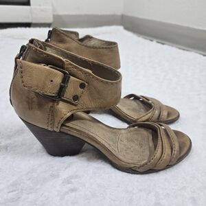 Frye Reina Sandals Open Back Zip Ankle Strap Leather 7.5 Wedge Tan